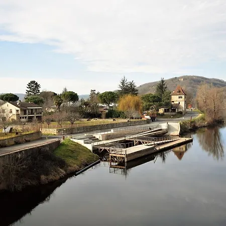 Modern Holiday By The River In Puy-l'evaªque With Terrace *