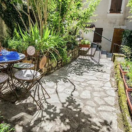 Modern Holiday By The River In Puy-l'evaªque With Terrace *